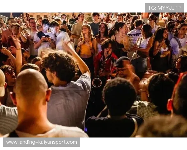 巴黎防线将重组,巴黎发生袭击事件 巴黎防线将重组,巴黎发生袭击事件