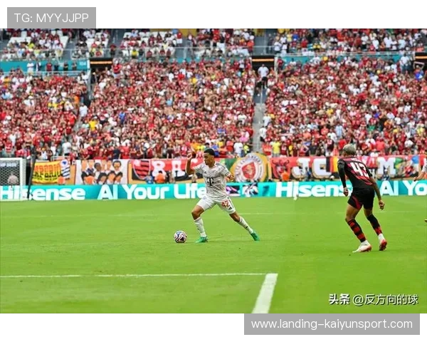 凯恩精准弧线球破门,拜仁控制住比赛节奏 凯恩精准弧线球破门,拜仁控制住比赛节奏