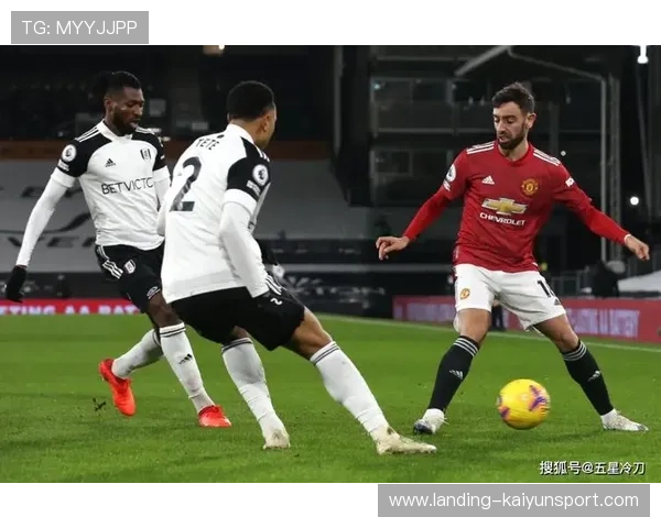 布鲁诺弧顶远射曼联扩大优势 布鲁诺弧顶远射曼联扩大优势