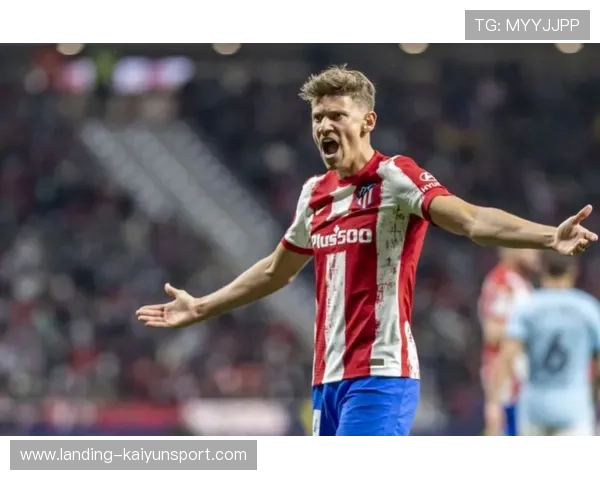 皇马反击三秒打穿防线，维尼修斯单刀推射得手