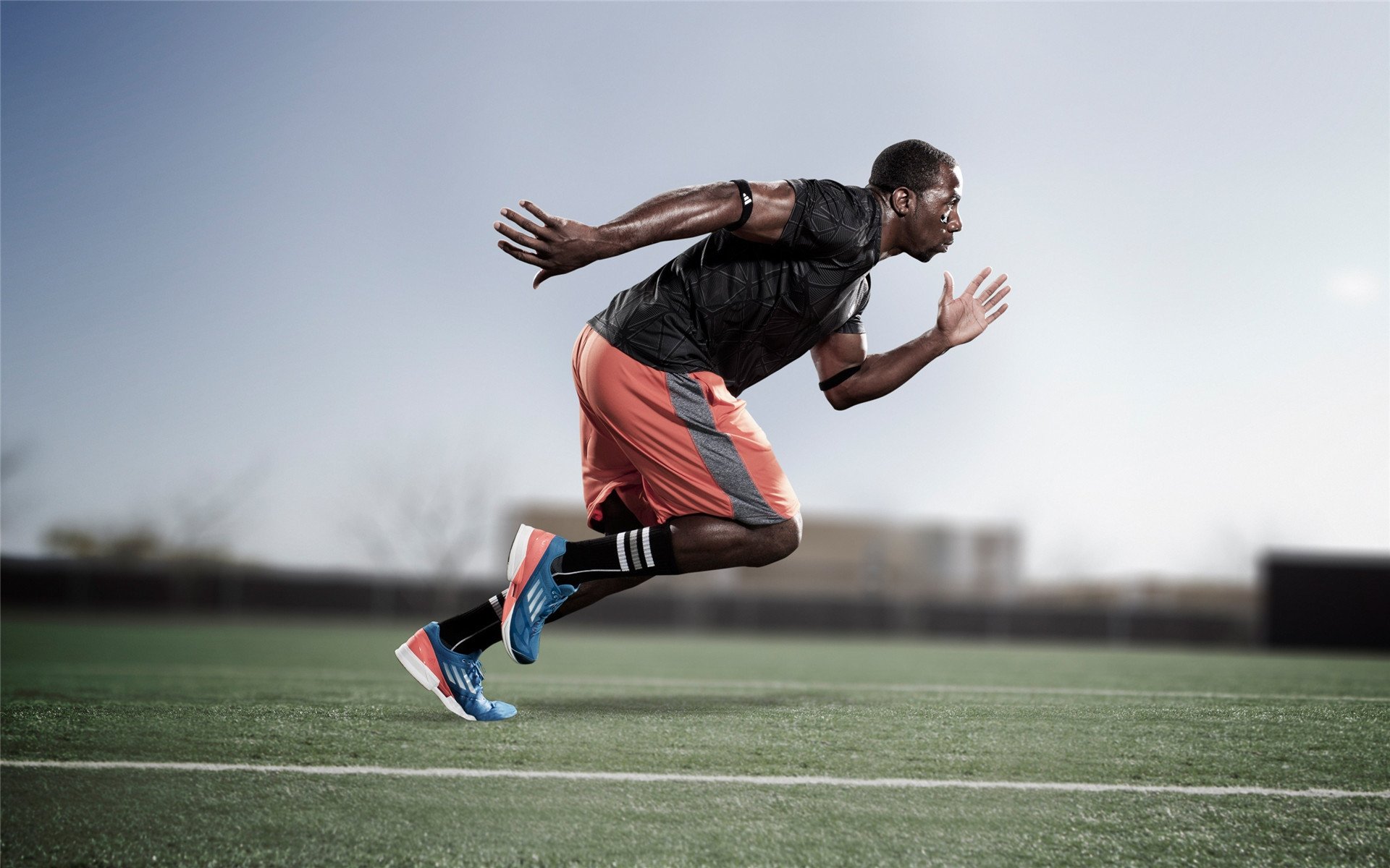 中国马拉松锦标赛阳朔站 狂风暴雨迎来万名跑者挑战极限，阳西马拉松2020